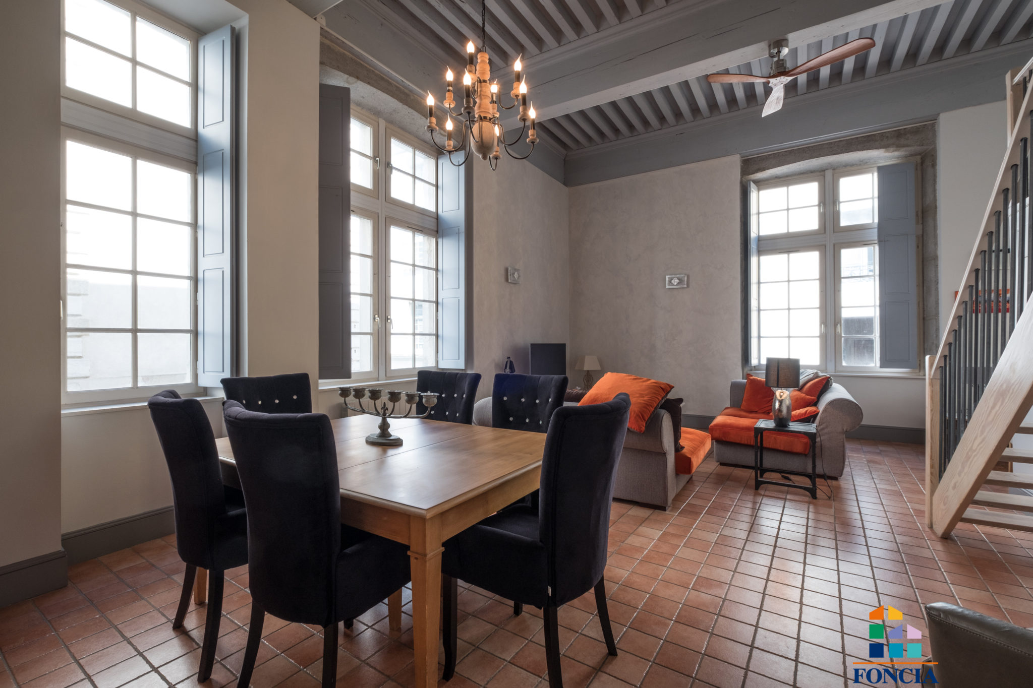 FONCIA IMMOBILIER N° 726921
Adresse : 26 RUE COURTEJAIRE - 1 er etage - 11000 CARCASSONNE
Nombre de pièces : 4
Surface : 120 m²