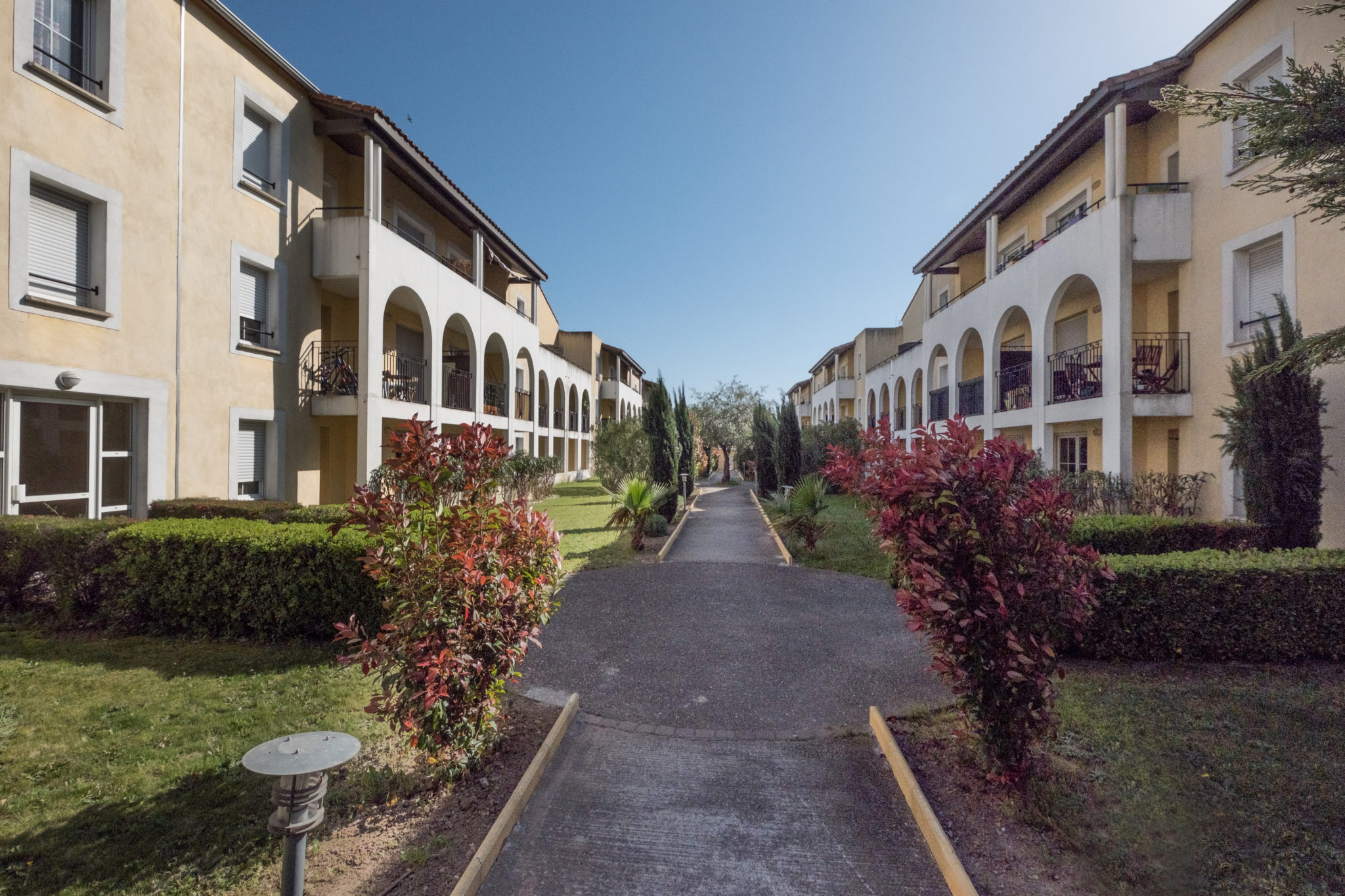 Foncia Immobilier - SHOOTING N° 888648
INFORMATIONS UTILES :
Référence du bien : 1290780
Adresse : 45 RUE DU 24 FEVRIER - 11000 CARCASSONNE
Nombre de pièces * : 4
Surface : 80 m²