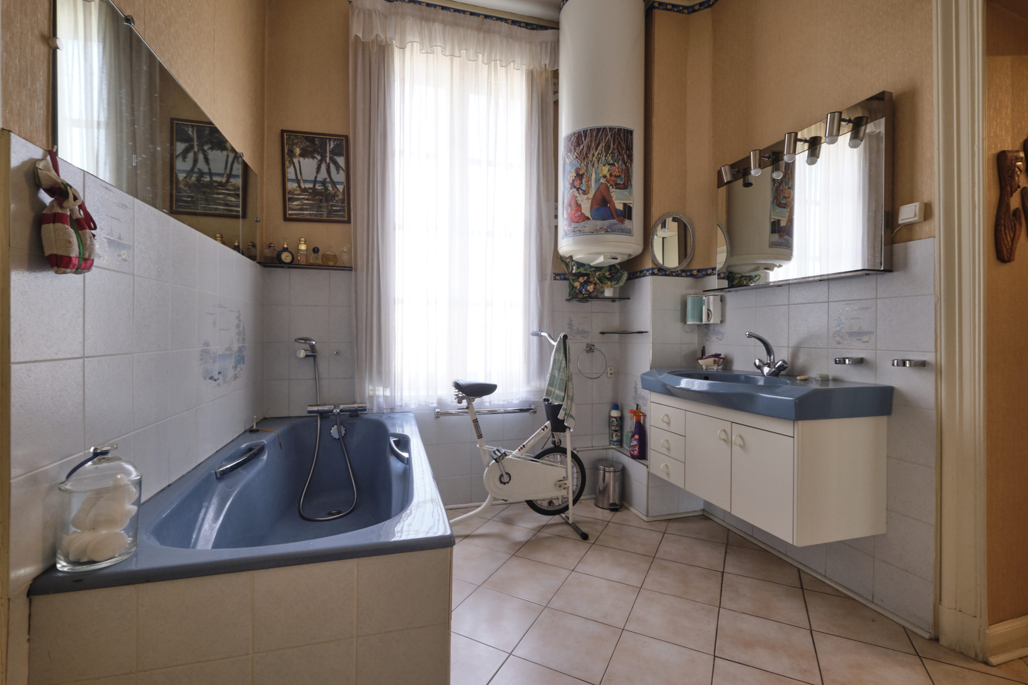 Foncia Immobilier - SHOOTING N° 921782
INFORMATIONS UTILES :
Référence du bien : 1056699
Adresse : 8 square gambetta - 11000 CARCASSONNE
Nombre de pièces * : 5
Surface : 140 m²
