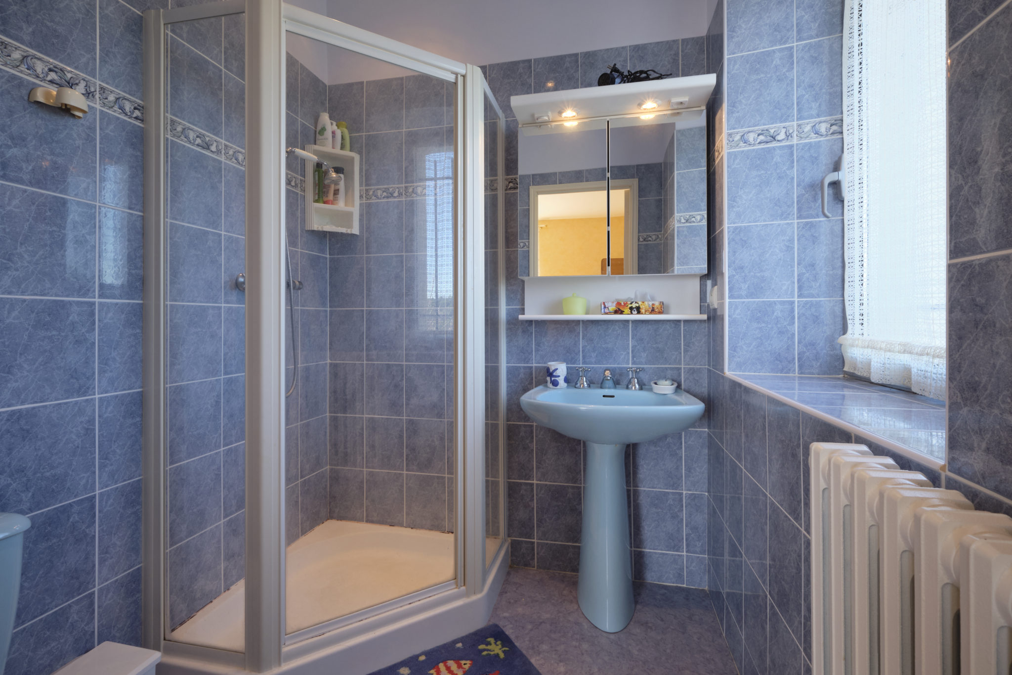 Foncia Immobilier - SHOOTING N° 953675
INFORMATIONS UTILES :
Référence du bien : 131 RUE DE LA CONDAMINE - 01550
Adresse : 11600 SALLELES CABARDES
Nombre de pièces * : 5
Surface : 300 m²